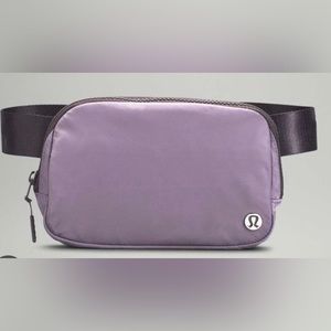 ⭐️OG Dusky Lavender/Black Granite lululemon belt bag